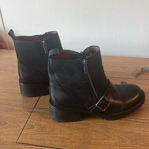 Lucky brand moto boot